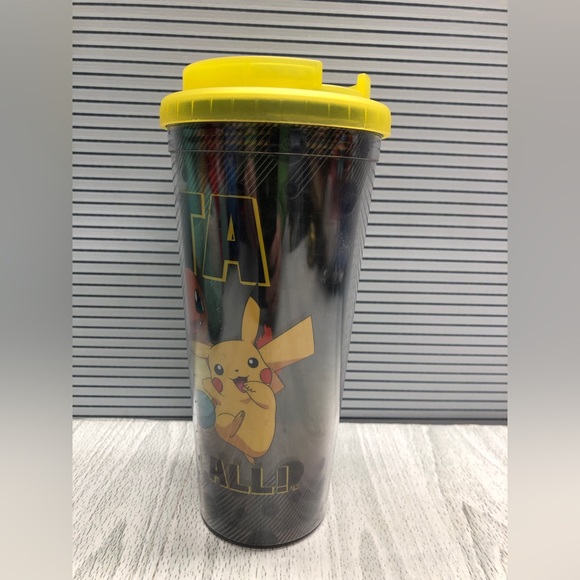 Pokémon Travel Cup with Lid- Gotta Catch Em All! - In very good condition. - Picture 2 of 6